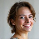 Portrait souriant de Sophie M.