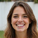Portrait souriant de Chloé P.